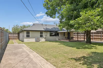 324 N Brighton Avenue, Dallas, TX 75208 - Photo 31