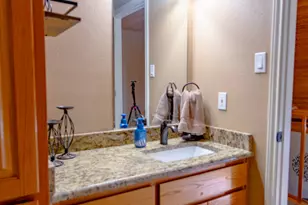 733 Ridgeview Dr, Sherman, TX 75090 - Photo 29
