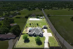 2000 Adams Ln S, Azle, TX 76020 - Photo 37