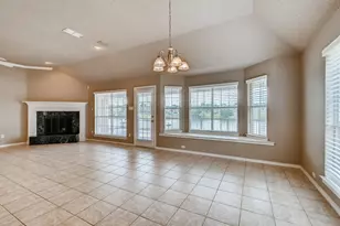 5930 River Bend Dr, Benbrook, TX 76132 - Photo 13