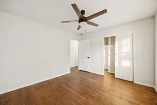 10042 Brockbank Dr, Dallas, TX 75229 - Photo 11