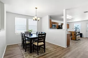 1701 Creek Bend Ln, Little Elm, TX 75068 - Photo 5