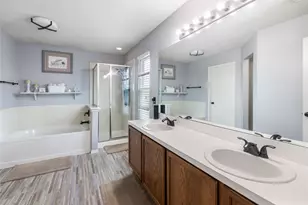 1402 Anglican Dr, Arlington, TX 76002 - Photo 17