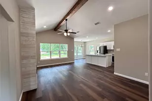 923 Putman St, Sulphur Springs, TX 75482 - Photo 3