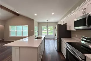923 Putman St, Sulphur Springs, TX 75482 - Photo 7