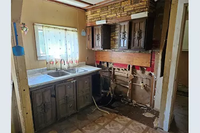 103 Canyon Drive, Whitney, TX 76692 - Photo 9