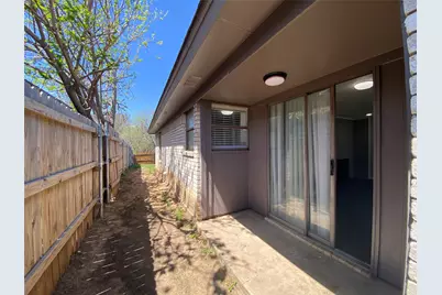 6706 Crestmont Court, Fort Worth, TX 76133 - Photo 19