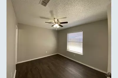 6706 Crestmont Court, Fort Worth, TX 76133 - Photo 13