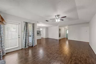 2111 Skylark Drive, Waco, TX 76712 - Photo 9