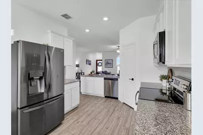 11616 Roaring Fork Trail, Aubrey, TX 76227 - Photo 9