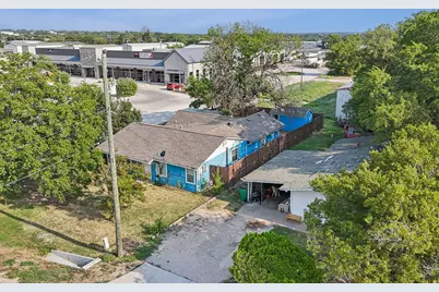 303 E 5th Street, Justin, TX 76247 - Photo 7