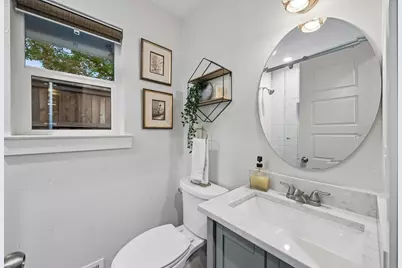 9927 Edgecove Drive, Dallas, TX 75238 - Photo 33