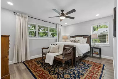 10612 Estate Lane, Dallas, TX 75238 - Photo 17