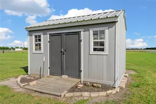 5330 Leroy Pkwy, West, TX 76691 - Photo 27