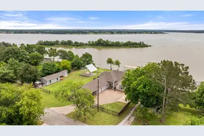 3226 Sunrise Court, Granbury, TX 76048 - Photo 7
