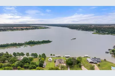 3226 Sunrise Court, Granbury, TX 76048 - Photo 17