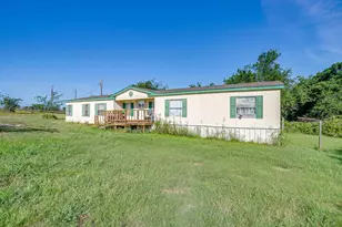 127 Lelon Ln, Springtown, TX 76082 - Photo 5