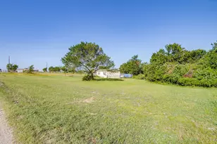 127 Lelon Ln, Springtown, TX 76082 - Photo 3