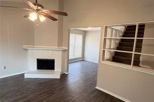 415 Stonehenge Dr, Arlington, TX 76014 - Photo 3