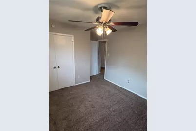 415 Stonehenge Drive, Arlington, TX 76014 - Photo 15