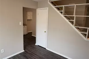415 Stonehenge Dr, Arlington, TX 76014 - Photo 7