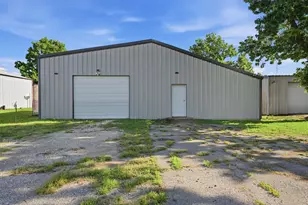 102 Front St, Pottsboro, TX 75076 - Photo 1