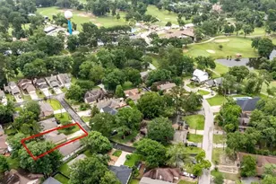 8 Shady Oak Ln, Conroe, TX 77304 - Photo 31