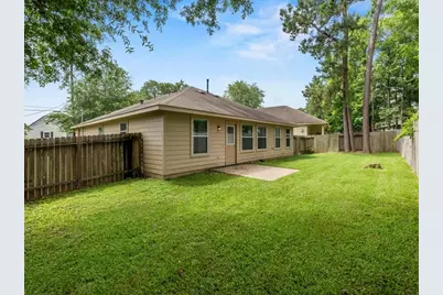 8 Shady Oak Lane, Conroe, TX 77304 - Photo 7