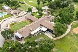 8 Shady Oak Ln, Conroe, TX 77304 - Photo 27