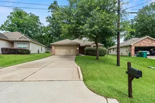 8 Shady Oak Ln, Conroe, TX 77304 - Photo 5