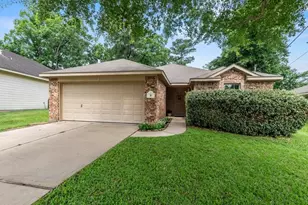 8 Shady Oak Ln, Conroe, TX 77304 - Photo 3