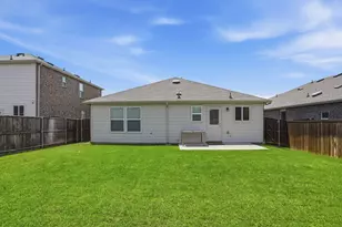 1013 Vernon Dr, Aubrey, TX 76227 - Photo 27