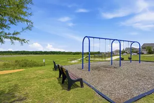 1013 Vernon Dr, Aubrey, TX 76227 - Photo 35