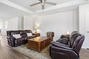 1013 Vernon Dr, Aubrey, TX 76227 - Photo 5