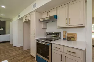 2213 Havenwood Dr, Arlington, TX 76018 - Photo 9