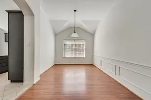 10911 Robincreek Ln, Frisco, TX 75035 - Photo 5