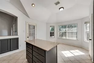 10911 Robincreek Ln, Frisco, TX 75035 - Photo 7