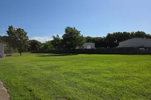 27513 State Hwy 56, Whitesboro, TX 76273 - Photo 17
