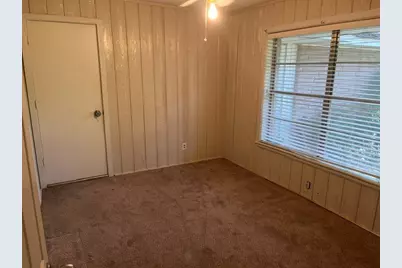 406 S Main Street, Euless, TX 76040 - Photo 9