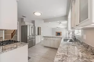 4307 Country Ln, Grapevine, TX 76051 - Photo 1