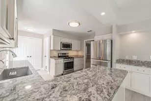 4307 Country Ln, Grapevine, TX 76051 - Photo 3
