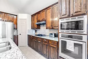 5202 Heatherdale Dr, Grapevine, TX 76051 - Photo 11