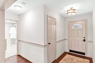 5202 Heatherdale Dr, Grapevine, TX 76051 - Photo 3