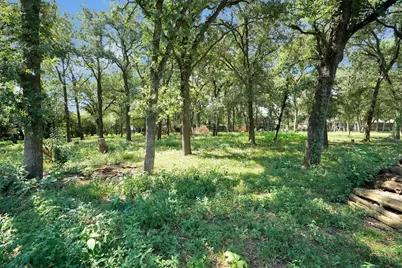638 Arawe Circle E, Irving, TX 75060 - Photo 29