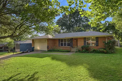 1411 Robin Drive, Sherman, TX 75092 - Photo 3