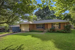 1411 Robin Dr, Sherman, TX 75092 - Photo 3