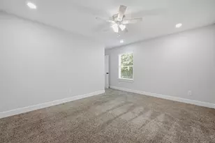 931 W Collins St, Denison, TX 75020 - Photo 21