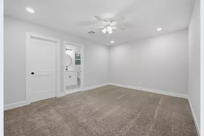 931 W Collins Street, Denison, TX 75020 - Photo 19