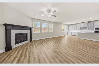 3524 Hathaway Court, Irving, TX 75062 - Photo 5