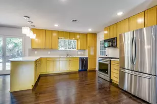 10343 Marsh Ln, Dallas, TX 75229 - Photo 3